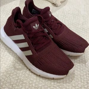 Women’s Adidas shoes size 6.5